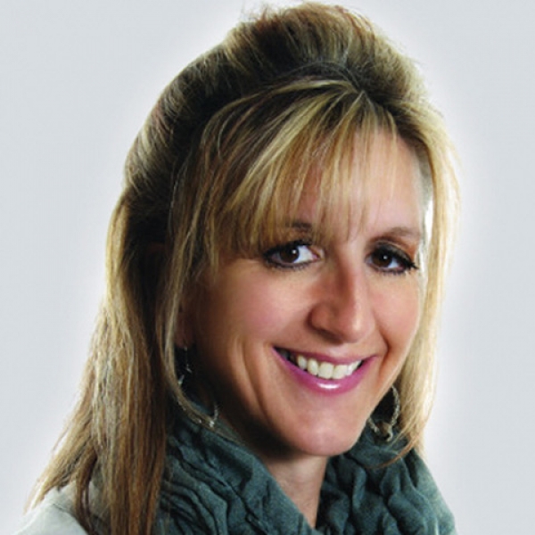 92c3523de61d06eebdc515f2babb64b9_L Tracy Hill