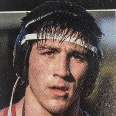 a close up of a woman